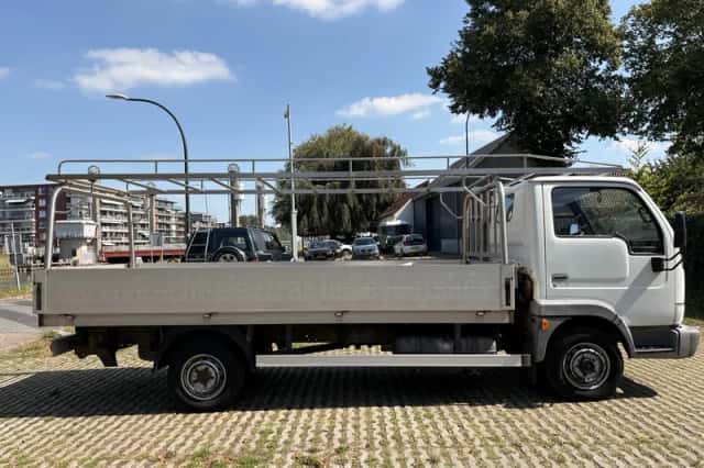 Nissan Cabstar E (2005) thumbnail 6