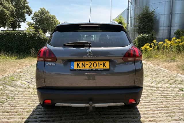 Peugeot 2008 (2016) thumbnail 5