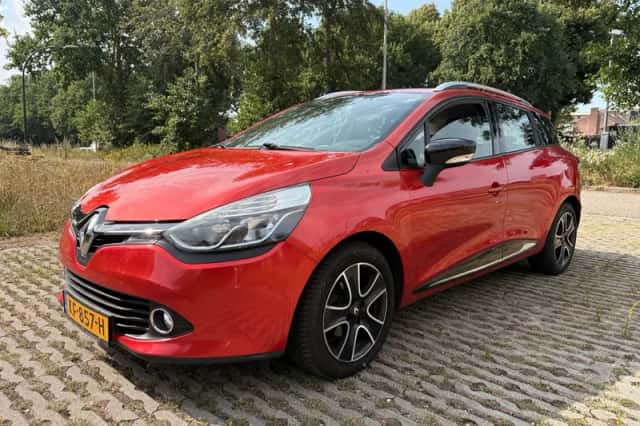 Renault Clio (2016) thumbnail 1