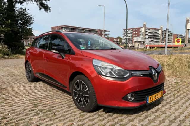 Renault Clio (2016) thumbnail 3
