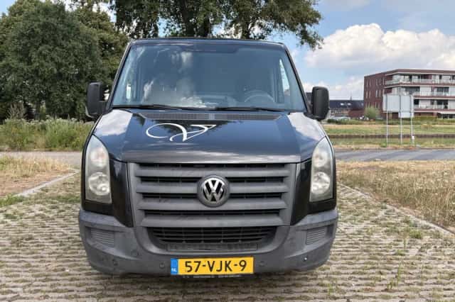 Volkswagen Crafter (2007) thumbnail 2