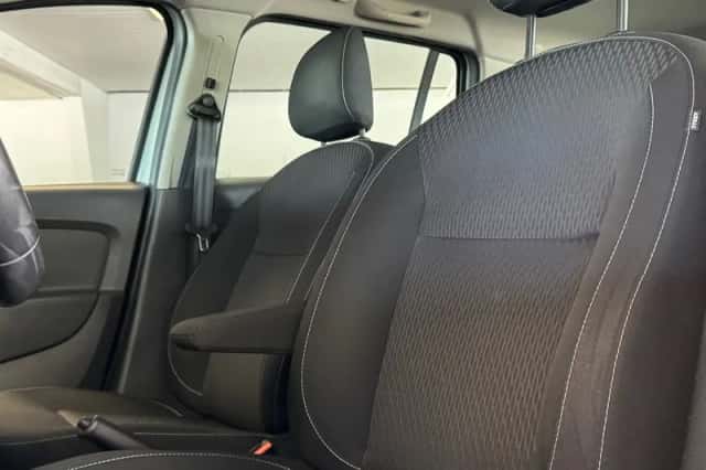 Dacia Logan MCV (2017) thumbnail 3