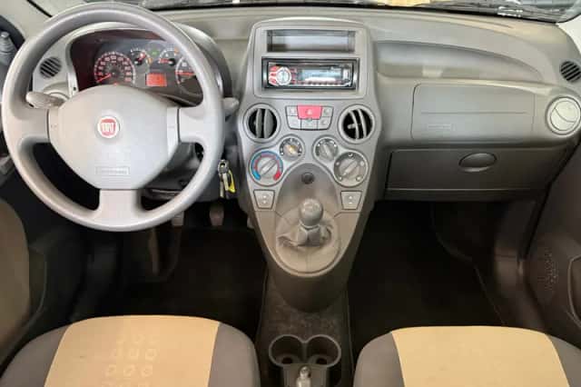 Fiat Panda (2008) thumbnail 2