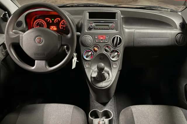 Fiat Panda (2011) thumbnail 2