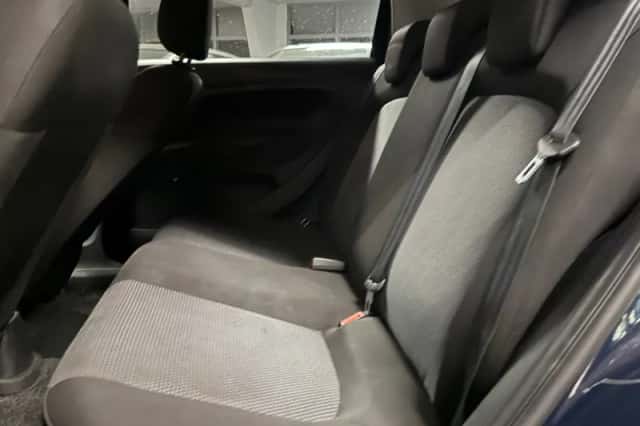 Fiat Punto (2010) thumbnail 4