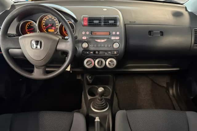 Honda Jazz (2008) thumbnail 2