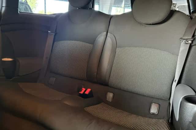 MINI Clubman (2008) thumbnail 4
