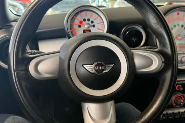 MINI Clubman (2008) thumbnail 6