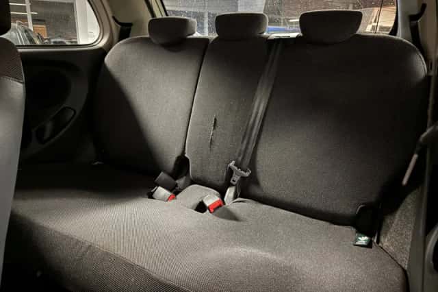 Nissan Micra (2004) thumbnail 4