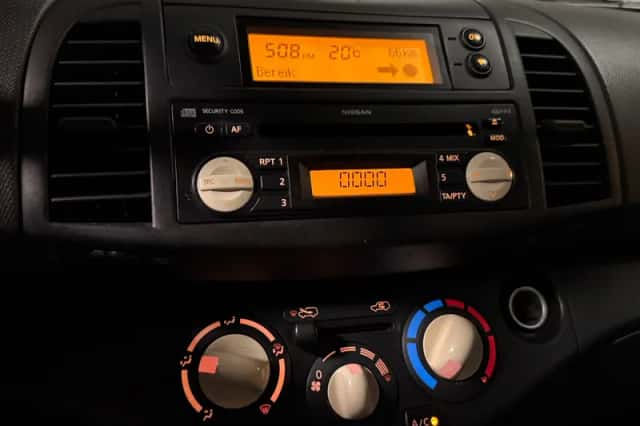 Nissan Micra (2004) thumbnail 6