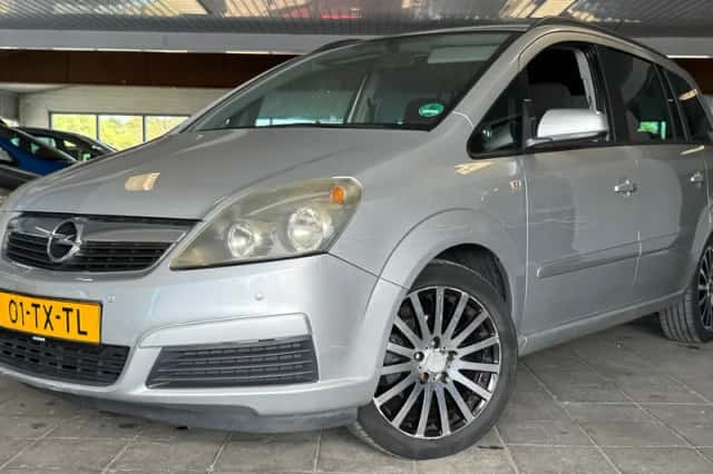 Opel Zafira (2007) thumbnail 1