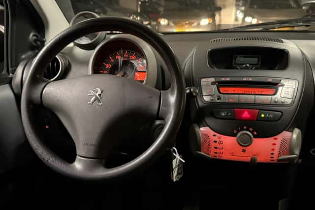 Peugeot 107 (2014) thumbnail 6