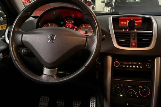 Peugeot 207 (2012) thumbnail 6