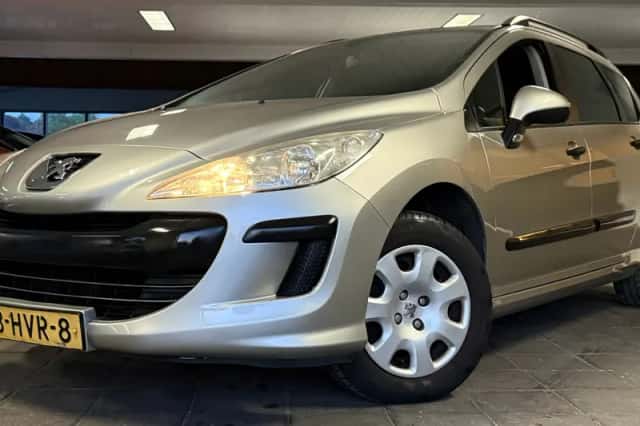 Peugeot 308 (2008) thumbnail 1