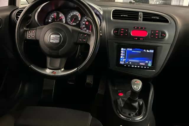 SEAT Leon (2008) thumbnail 2