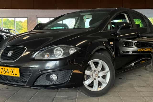 SEAT Leon (2011) thumbnail 1