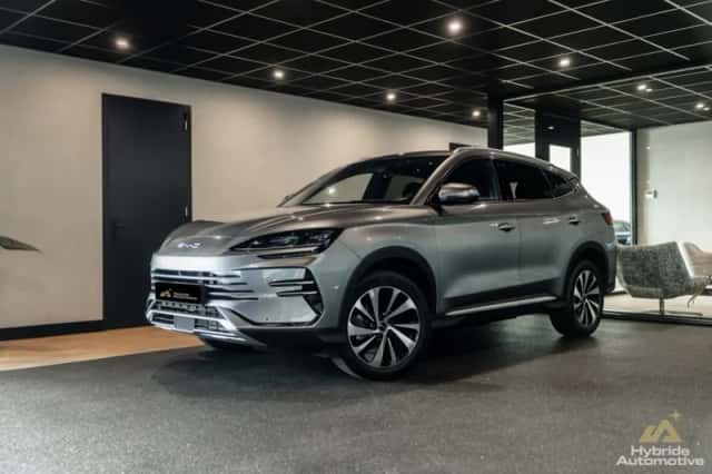 BYD Seal (2026) thumbnail 1