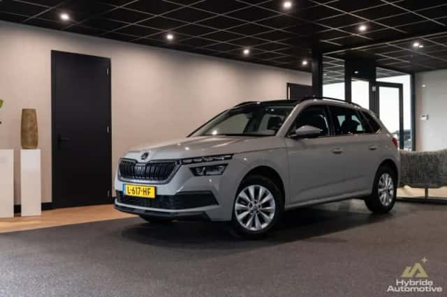 Škoda Kamiq (2021) thumbnail 1