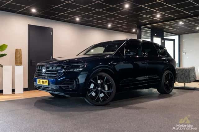 Volkswagen Touareg (2021) thumbnail 1