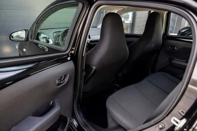 Peugeot 108 (2021) thumbnail 6