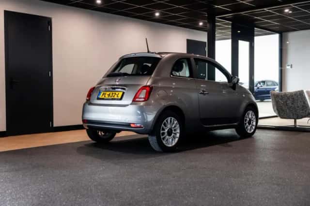 Fiat 500 (2017) thumbnail 3