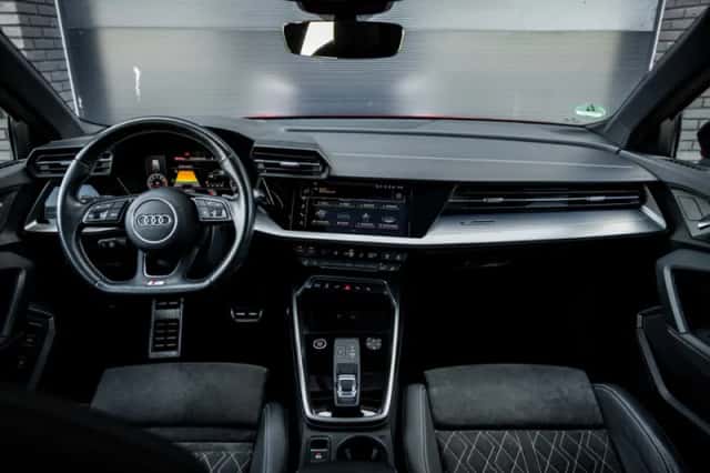 Audi A3 (2020) thumbnail 2
