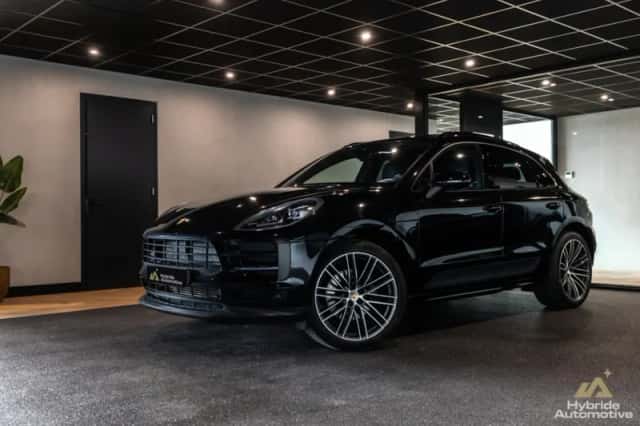 Porsche Macan (2019) thumbnail 1
