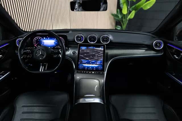 Mercedes-Benz C-Klasse (2021) thumbnail 2