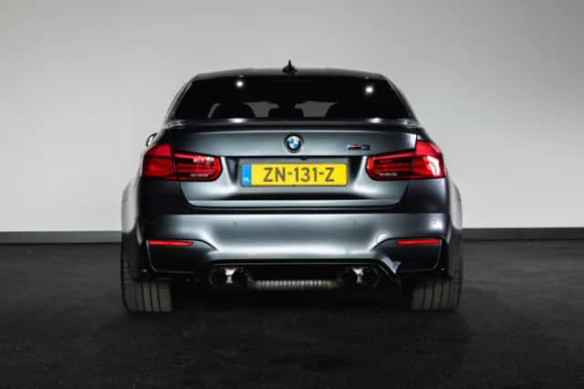BMW M3 (2018) thumbnail 12
