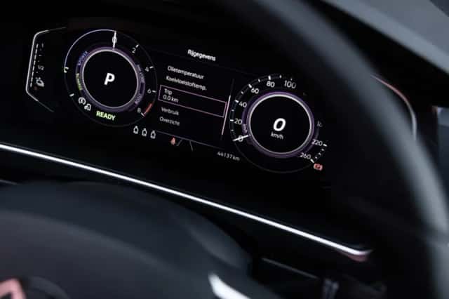 Volkswagen Tiguan (2022) thumbnail 32