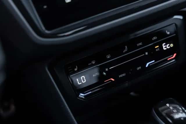 Volkswagen Tiguan (2022) thumbnail 36
