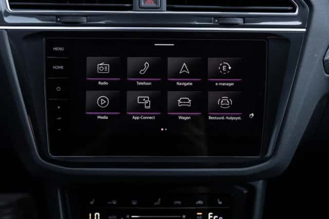 Volkswagen Tiguan (2022) thumbnail 44