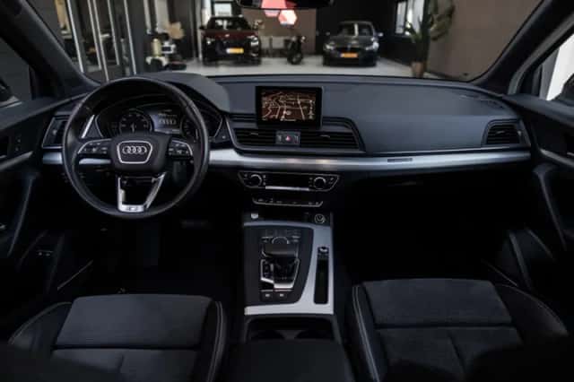 Audi Q5 (2020) thumbnail 2