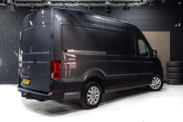 Volkswagen Crafter (2018) thumbnail 3