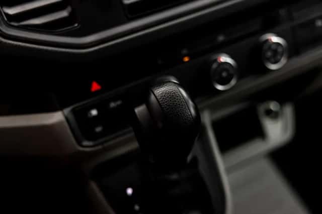 Volkswagen Crafter (2018) thumbnail 27