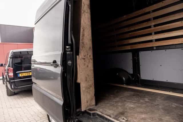 Volkswagen Crafter (2018) thumbnail 41