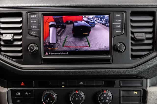 Volkswagen Crafter (2018) thumbnail 9