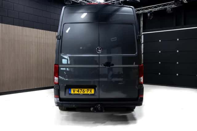 Volkswagen Crafter (2018) thumbnail 10
