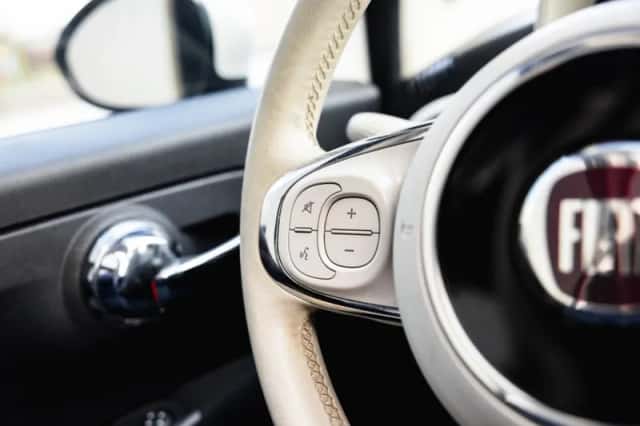 Fiat 500 (2019) thumbnail 17