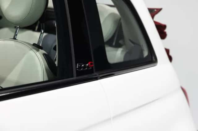 Fiat 500 (2019) thumbnail 34