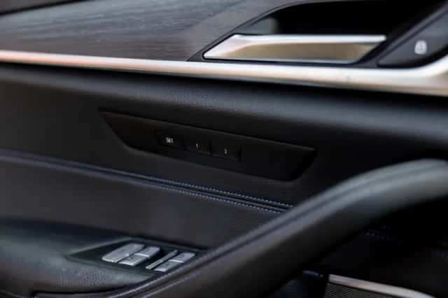 BMW 5-Serie (2020) thumbnail 35
