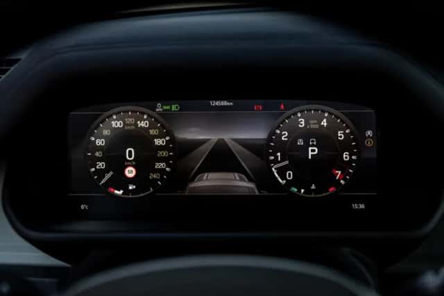 Land Rover Defender (2020) thumbnail 12