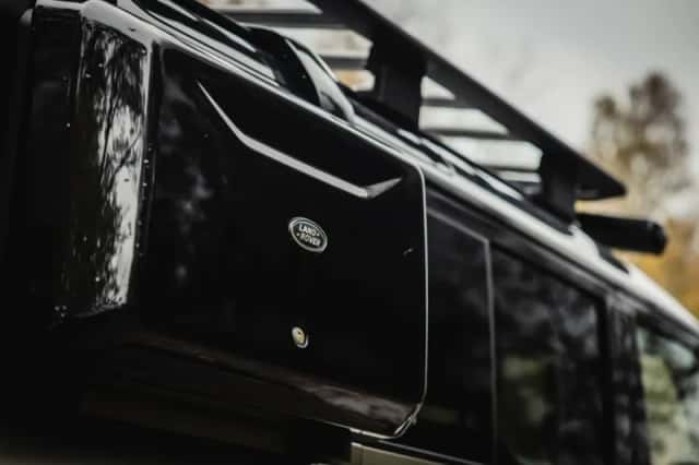 Land Rover Defender (2020) thumbnail 49