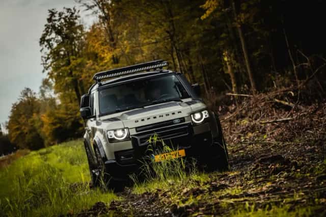 Land Rover Defender (2020) thumbnail 52
