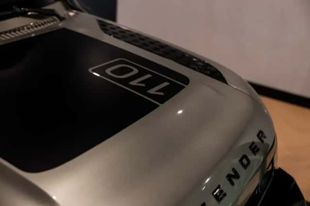 Land Rover Defender (2020) thumbnail 55