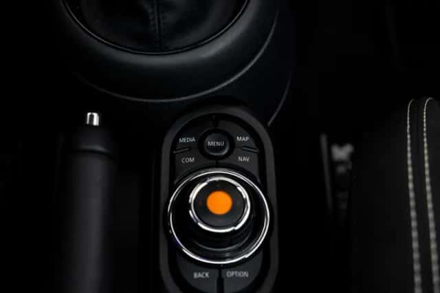 MINI Cooper (2021) thumbnail 20