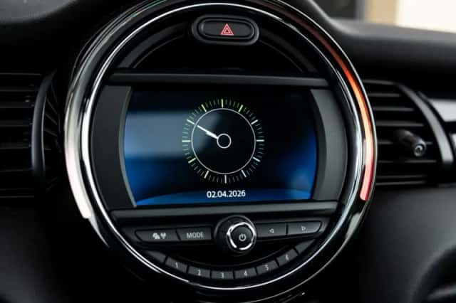 MINI Cooper (2021) thumbnail 35