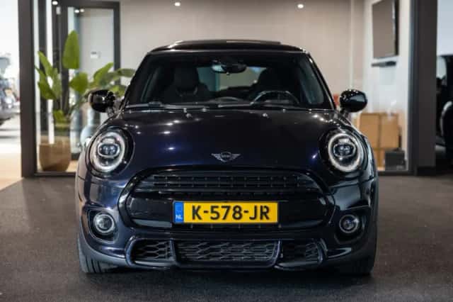 MINI Cooper (2021) thumbnail 9