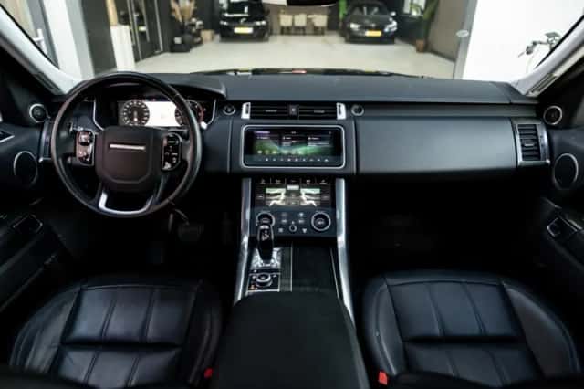 Land Rover Range Rover Sport (2018) thumbnail 2