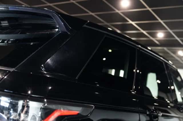 Land Rover Range Rover Sport (2018) thumbnail 15